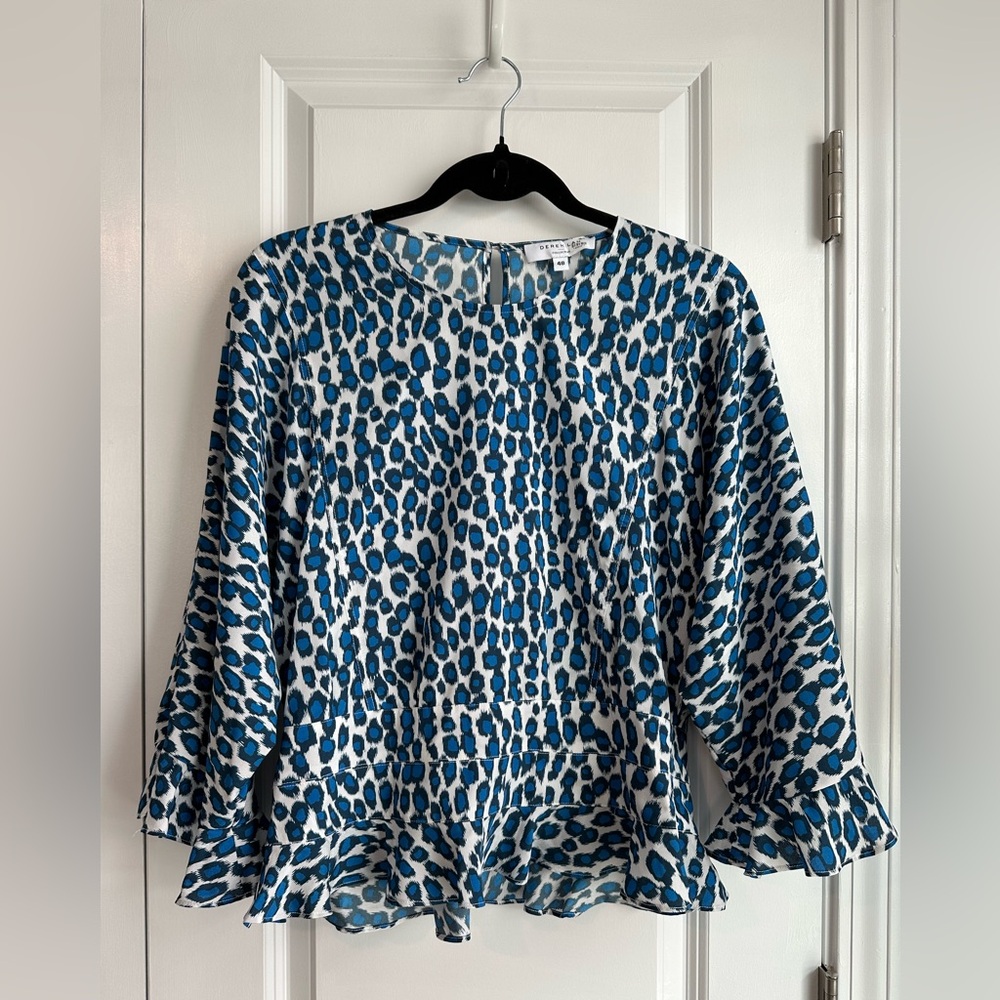 Derek Lam Collective Women’s Blue and White Leopard Ruffle Hem Blouse Sz 48/US12